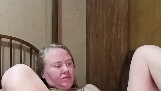 Azgın orta yaşlı seksi kadın telefonda