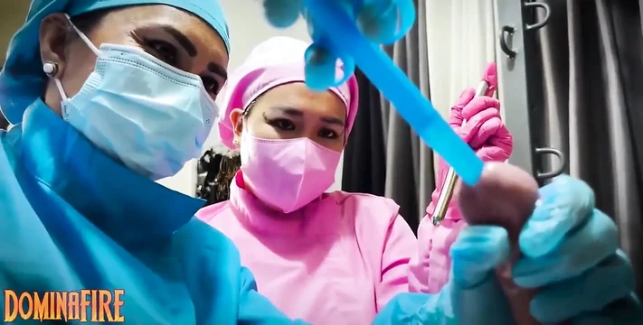 Dominafire tarafından esaret altında kadın egemenliği sesleri