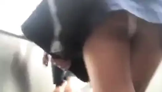 Güzel bir İsrail'in eteğinin altında