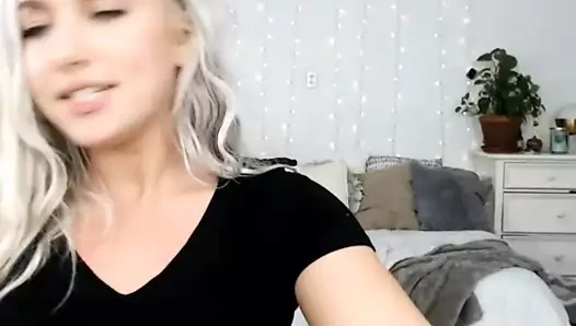 Sarışın kız