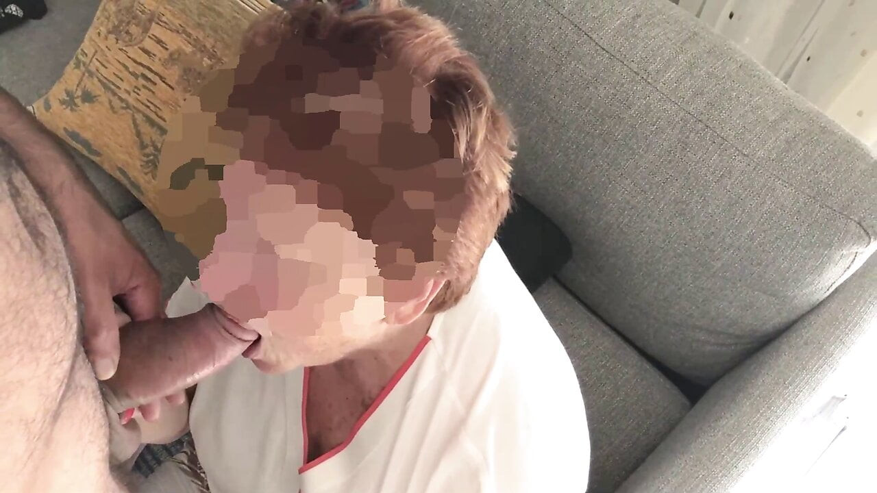 Amatör büyükanne porno: 80 yaşındaki büyükanne ile anal seks ve boşalmak yutma - kısa versiyon