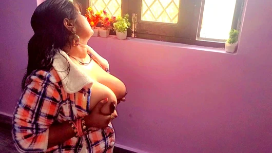 Little stepsister enjoyful hot XXX fun with stepbrother.