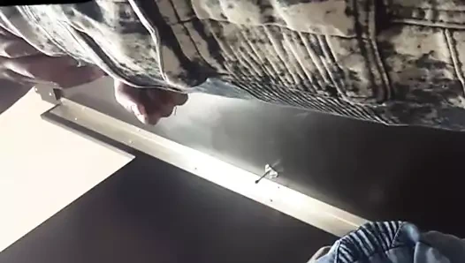 ahırda siyah twinks deney