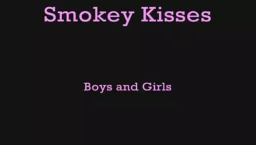 Şahin kavisli tırnaklarla sigara içmek