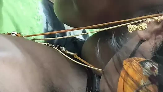 Ev hizmetçisi altın için erkek kardeşini baştan çıkarıyor ve sikiyor bölüm 2