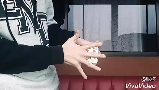 Büyük yarak-güzel yüz videosu