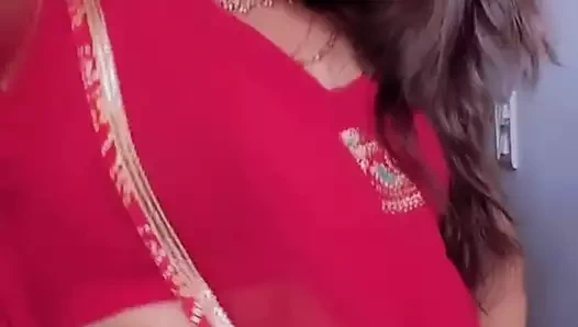 Hintli ateşli kızın seksi kamar pornosu xxx