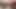 Azgın orta yaşlı seksi kadın sert bir yarağı emmek için diz çöküp ağzına boşalıyor