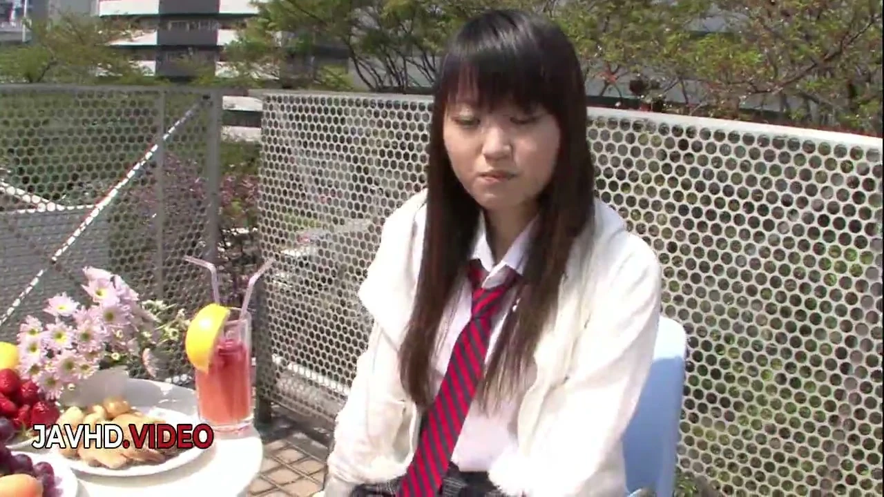 Sensual Asian Teen Ryo Asaka Pleasures Herself in the Shower