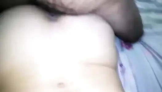 Üstüne üstüne her şeyi koymak.