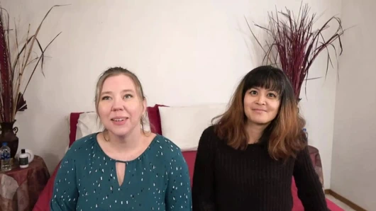 Çaresiz amatörler - Pearl Nora ve Miya Nichole sıkı amcıklarını genişletiyor