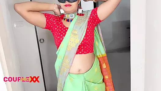 Komal üvey annesinin evine gitti, on iki gün oldu, bugün azaan istiyorum, amcık chhad du.