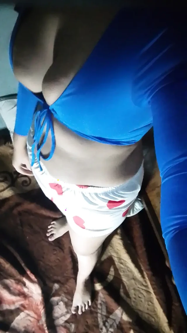 Solo kız Asyalı mastürbasyon
