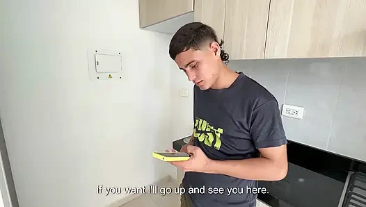 Вы не представляете, как этот трах между латинским сводным братом и сводной сестрой заканчивается!