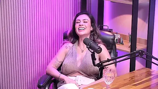 Ateşli orta yaşlı seksi kadın ve fantezileri