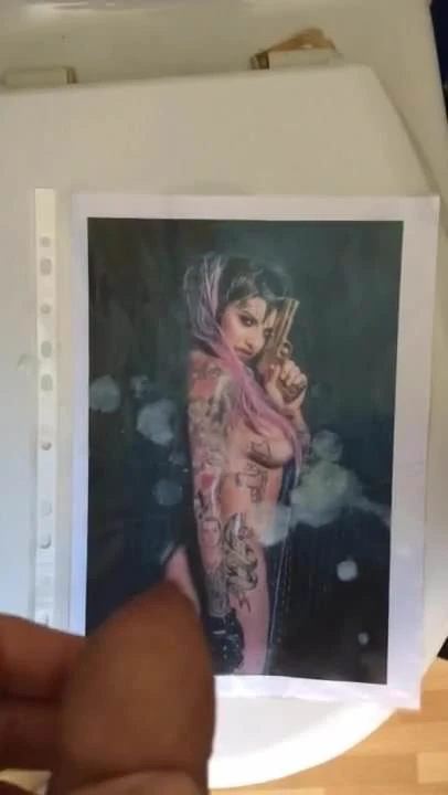 Jemma hen lucy büyük boşalma haraç