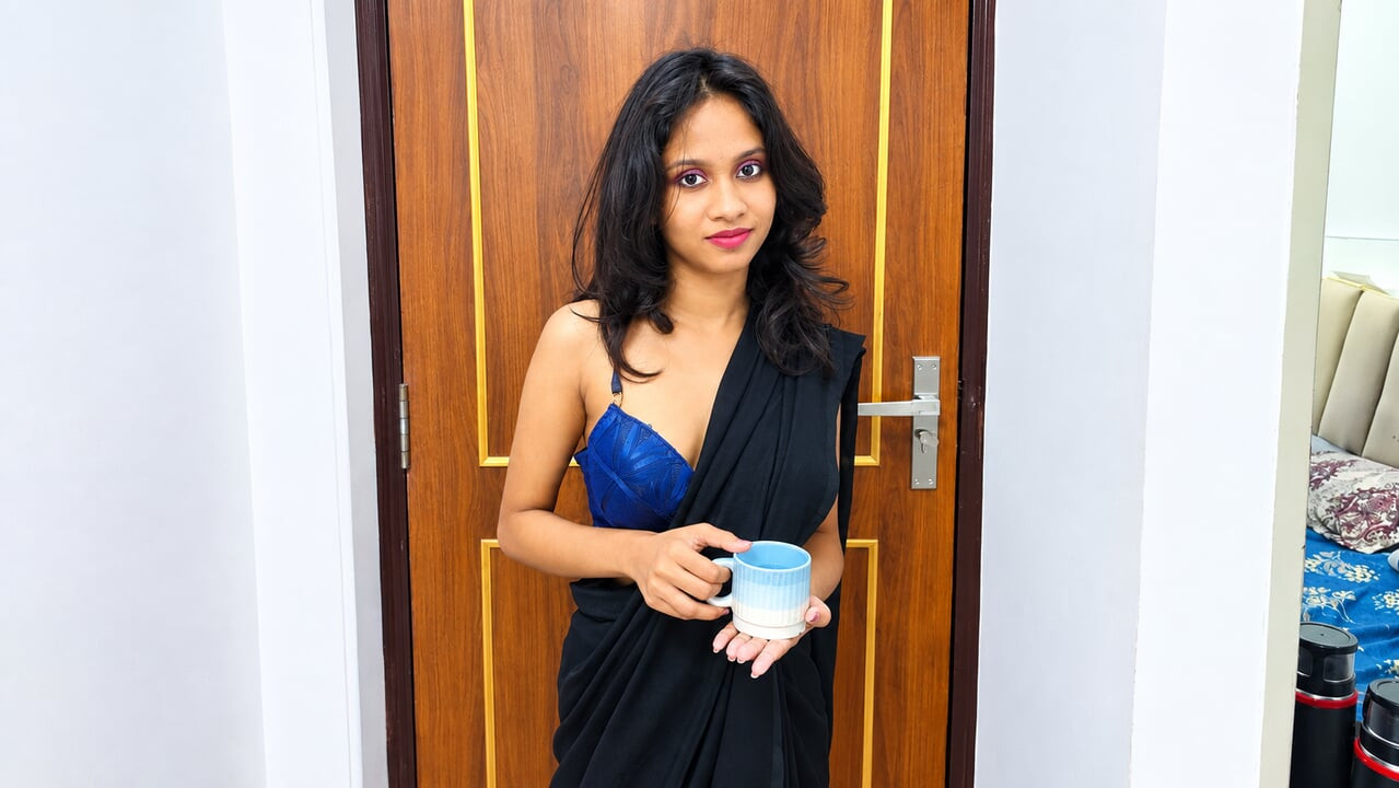 An Indian Asian Desi College Girl First time Having Hardcore Sex with Teacher BigDoodhwali Girl Teen Slim Angel Fucking video