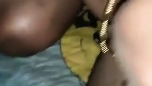 Benim desi Hint tamil itaatkâr sürtük emme benim çük