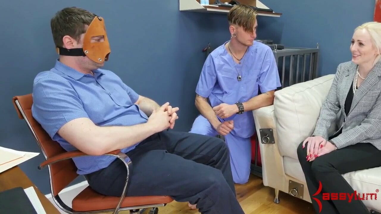 Göt yeme bdsm genç sürtük olduğunu boğaz fucked