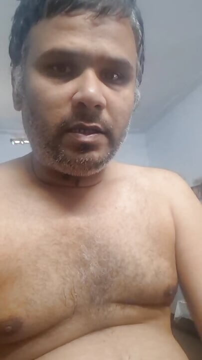 Kalın solo yarağımla çıplak sikini içine al...