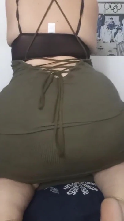 Эпический момент из "Большая попка и большие сиськи пухлой девушке бхабхи нужно играть, но не с кого играть"