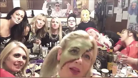 Birçok azgın milfs!!