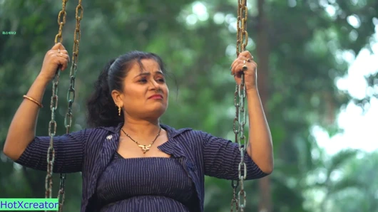 Aldatan evli kadın kocasının arkadaşıyla sikişiyor! Beni çabucak sik