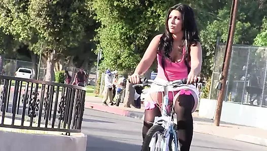 Amareur boşalma görüntüleri 4.