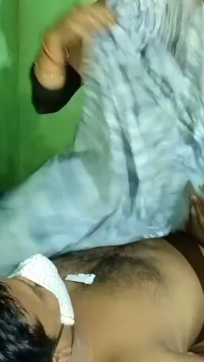 Desi Büyük Memeli Azgın Karı Komşu Erkeklerle Seks Skandalı | Bölüm 1