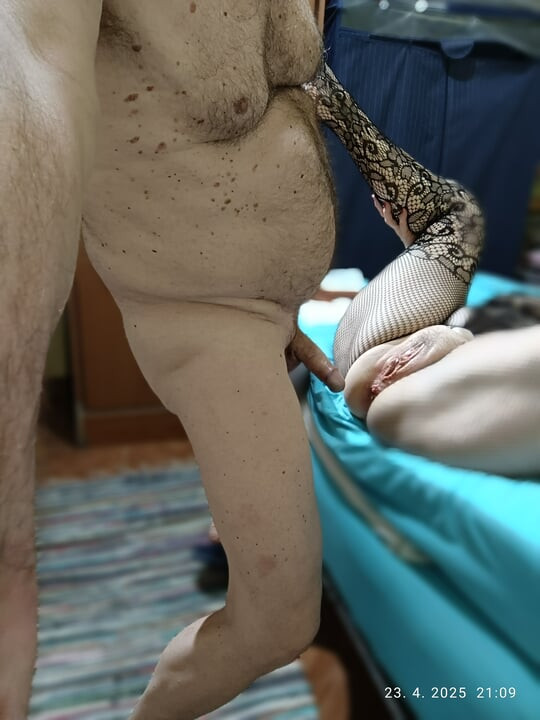 Aşçıyla seks ve plastik aşçıyla oynuyor