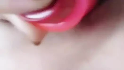 Orta yaşlı seksi kadın yakın çekim mastürbasyon