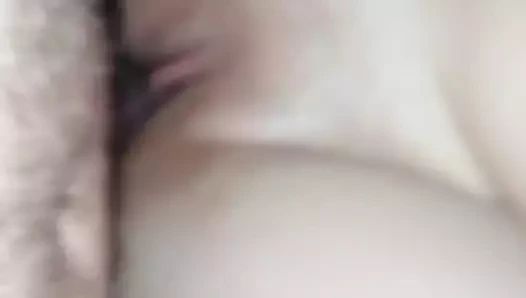 Une femme mariée se fait baiser