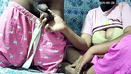 18 yaşındaki Nepalli hizmetçi ve patron seks xnxx