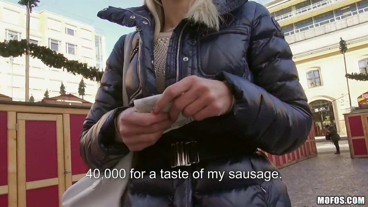 Halka açık pikaplar - Adrienne dtf bir stanger bakış açısı