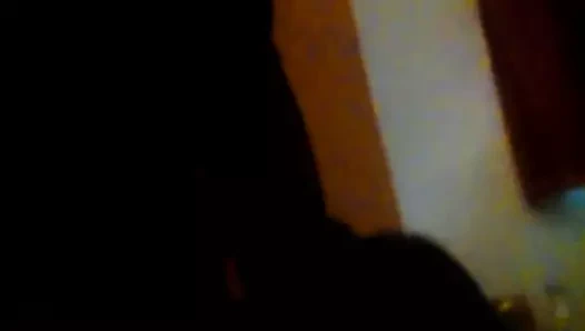 Beni bir at gibi süzüyor