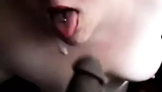 Büyük zenci yüze boşalma