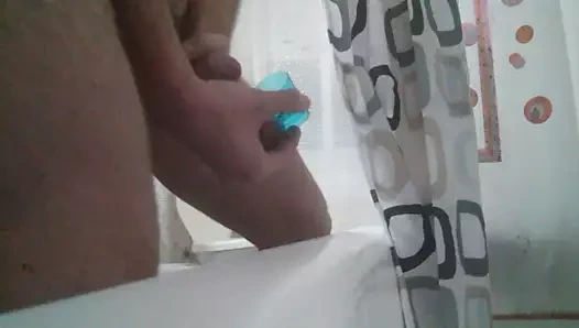 cum 1 ile bir shotglass doldurma