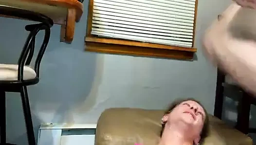 İtaatkar sürtük evli kadın, götten ağza