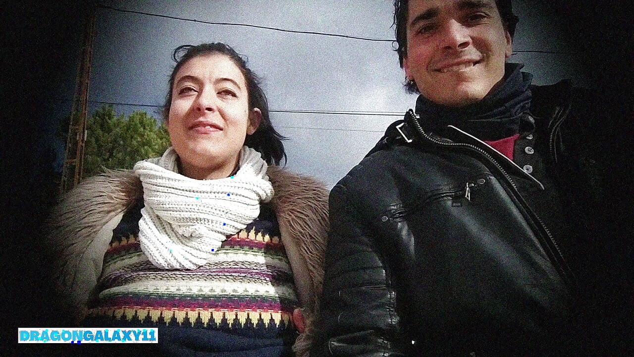 Üvey kız kardeşim ve ben sokakta ve sonra evde edepsiz şeyler yapıyoruz