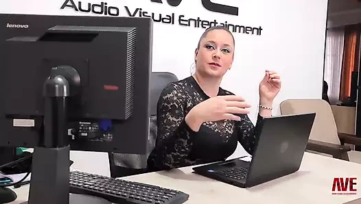 Patronla üçlü seks