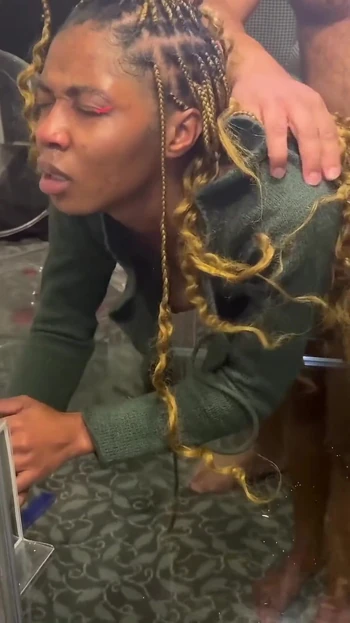 Крошечную тинку трахнули как тряпичная кукла. Чернокожую трахнули в горло, плюнули и лижут камшот на лицо