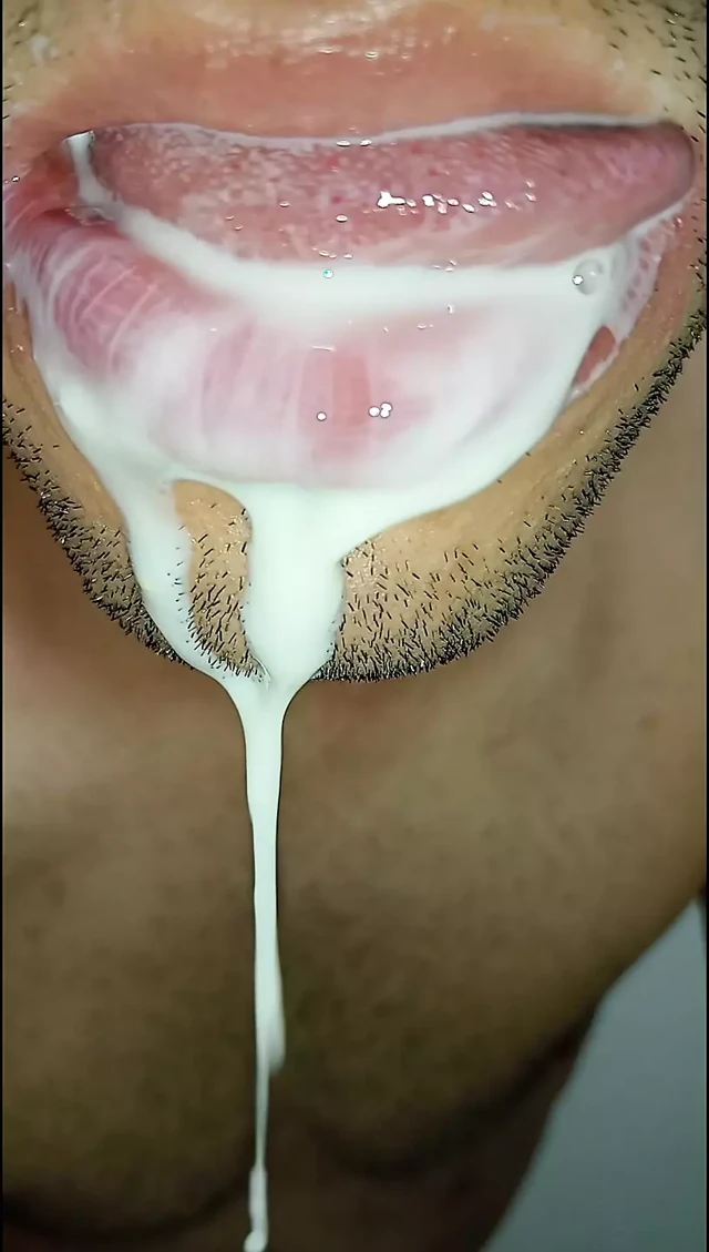 Ağzıma boşal, boşalmanla oyna ve yut, seksi, femboy, trans, gay yaramaz, dil, sloopy, six pack, fitness genç