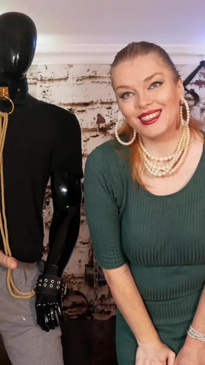 İlk bekaret kuralın - bekaret dizisi 2026 - kilit sahibenin kölesi için boşalma yasağı | Klip 2