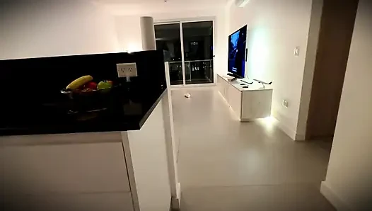 Çok masum görünüyordu... Asansör kapıları kapanana kadar - lana myers
