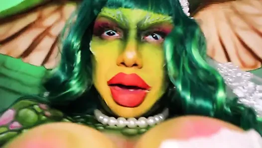 Gremlins | Monster Stepmommy Loves U!! Greta Cosplay