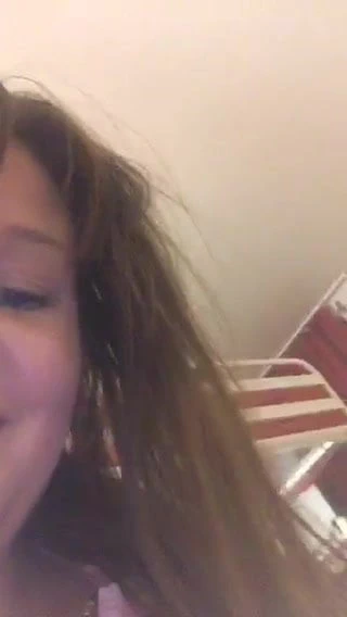 Jeune Escorte beau String live 1.