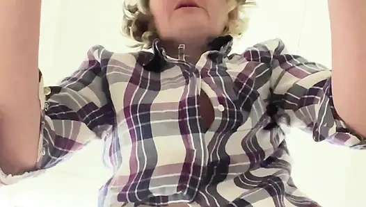 Umumi Tuvaletlerde Masum Bir Çiş Arsız Fışkırtarak Mastürbasyona Dönüştüğünde