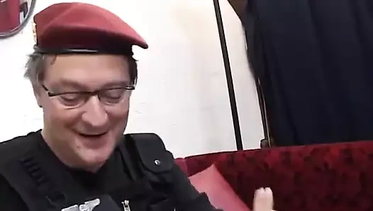 Liliane'in şaplak atma