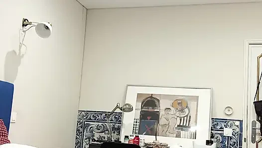 Komşum Beni Pazar Günü Güzel Bir Seks Yapmaya Davet Etti