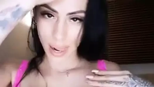 hottie mastürbasyon üzerinde canlı cam